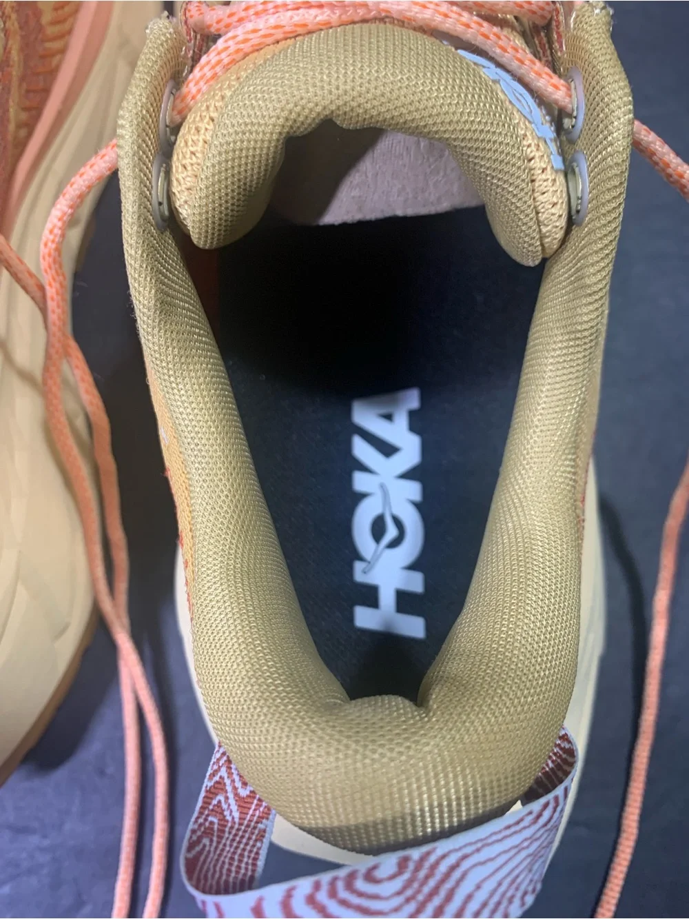 Hoka skyline float